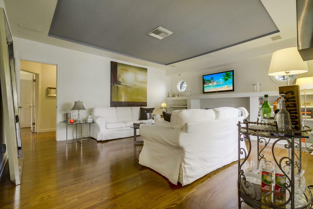 A Touch Of Cape Cod In West Hollywood Villa Los Angeles Eksteriør billede